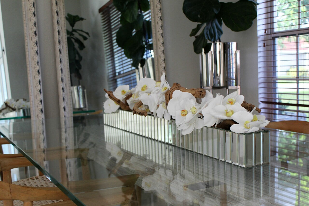 Cache-pot miroir Dazzle 48" aux orchidées blanches