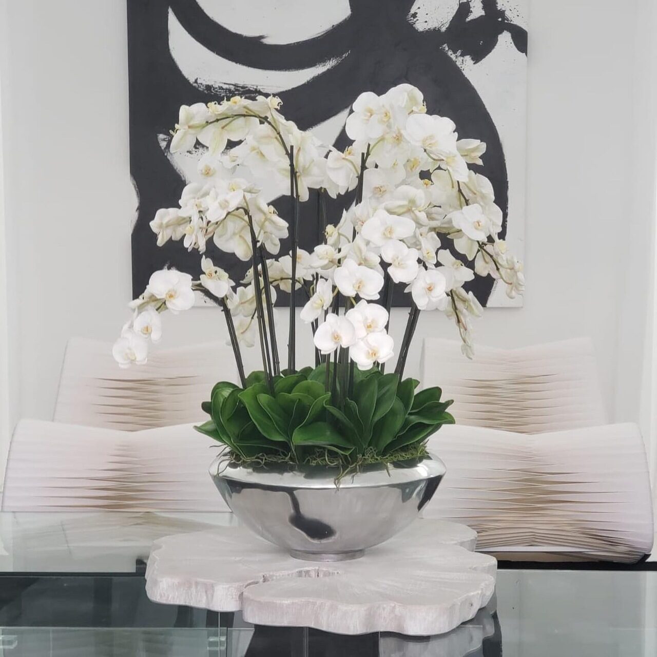 Coupe Avenue aux orchidées Phalaenopsis blanches