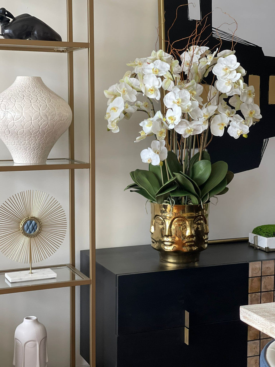 Vase Visage doré poli moyen aux orchidées