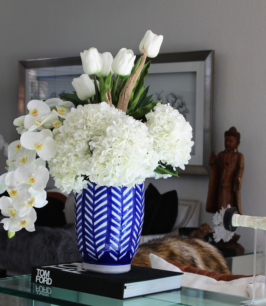 Vase Inca rayé au bouquet mélangé